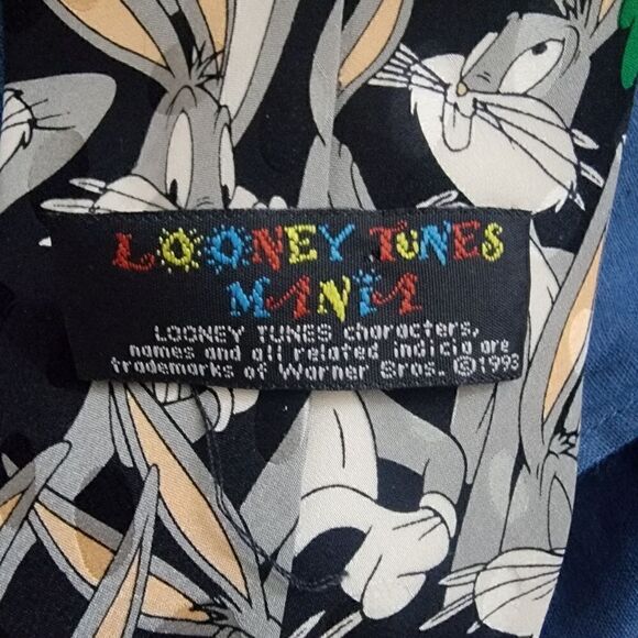 Looney Tunes Men's Bugs Bunny Tie 100% Silk. - Picture 6 of 6